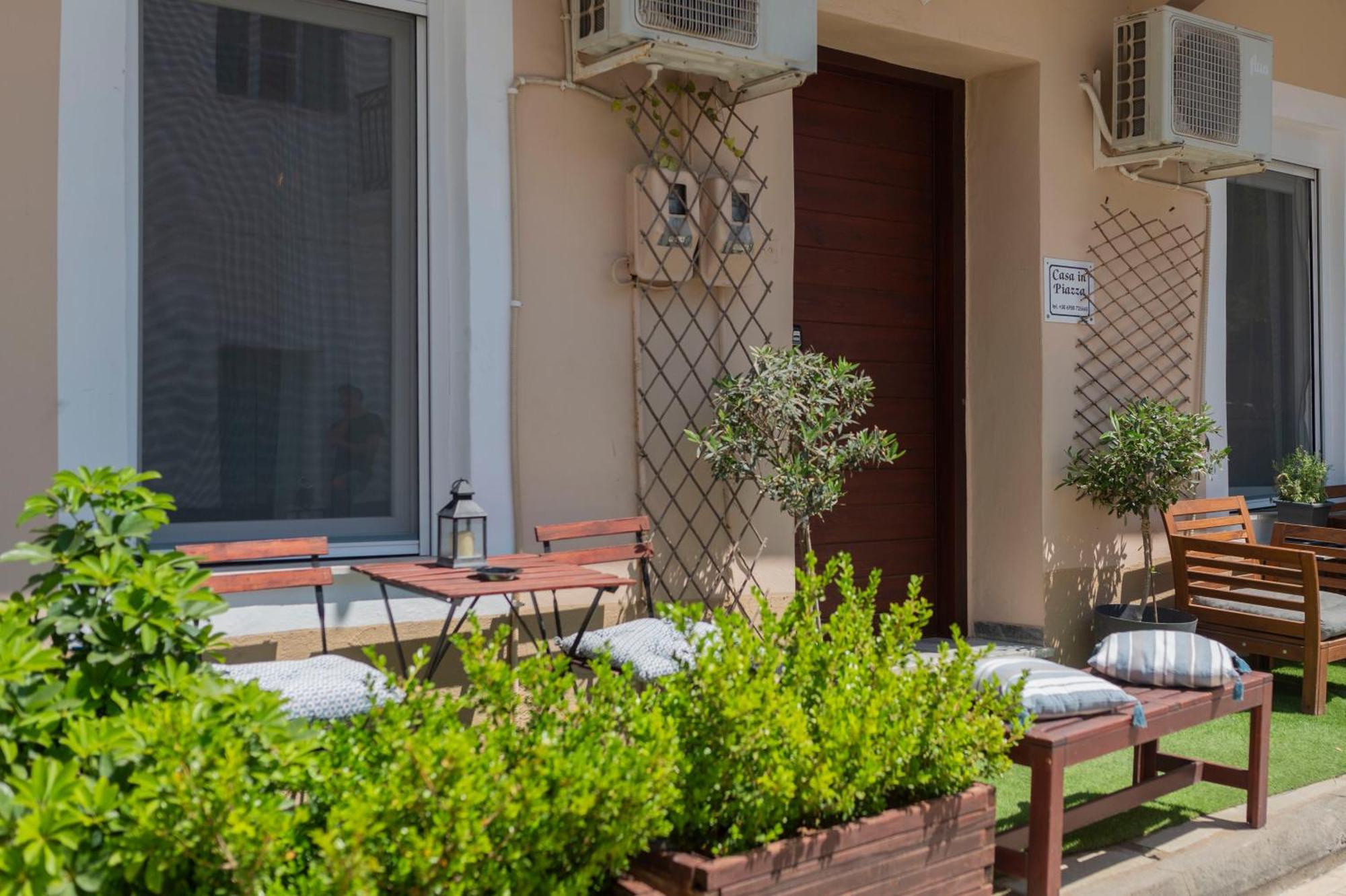Vila Casa In Piazza Pylos Exteriér fotografie
